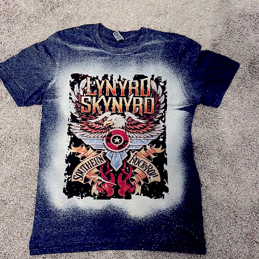 Bleached Lynard Skynyrd Band Tee